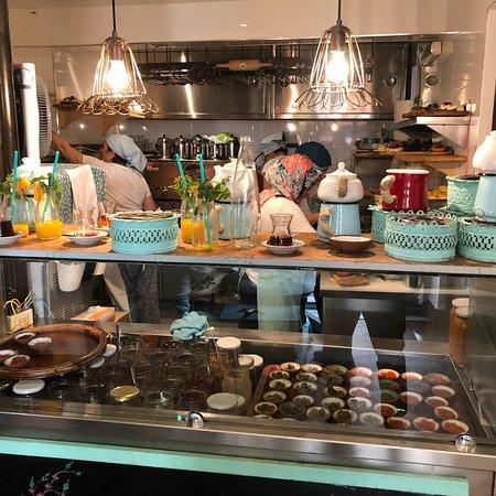 Cesme Bazlama Kahvalti